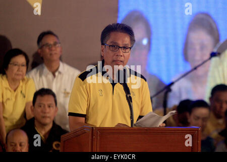 San Juan City, Philippines. 31st July, 2015. Manuel Roxas II, Philippine interior and local government secretary, speaks during the Liberal Party gathering in San Juan City, Metro Manila, the Philippines, July 31, 2015. Philippine President Benigno S. Aquino III formally endorsed Friday Manuel Roxas II as the Liberal Party's presidential candidate for the 2016 elections. Credit:  Rouelle Umali/Xinhua/Alamy Live News Stock Photo