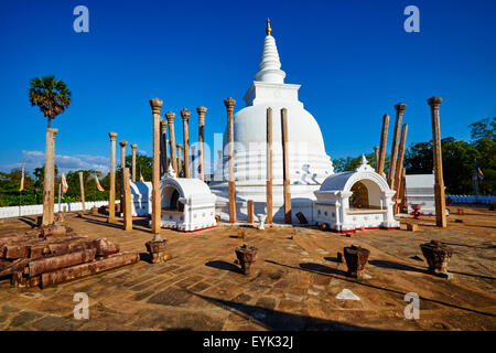 Sri Lanka, North Central Province, Anuradhapura, historic capital of Sri Lanka, UNESCO World Heritage Site, Thuparama dagoba Stock Photo
