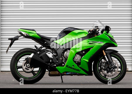 Green kawasaki hi-res stock photography and images - Alamy
