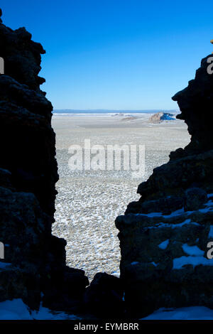 Fort Rock high desert window, Fort Rock State Park, Christmas Valley National Back Country Byway, Oregon Stock Photo