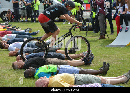 London, UK. 1st August 2015. People take part in the freecycle. The Prudential Ride London event. © Matthew Chattle/Alamy