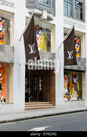 Louis Vuitton Store, New Bond Street, Mayfair, City of Westminster Stock Photo: 30392393 - Alamy