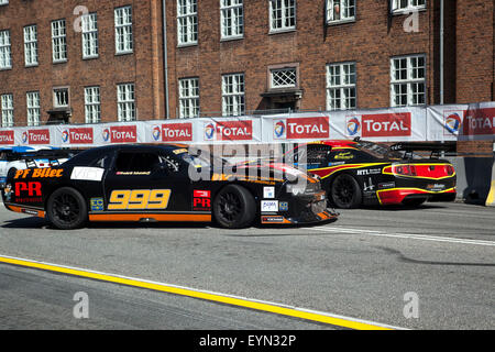 Copenhagen, Denmark, August 1st, 2015. Driver Frederik Schandorff loose control over his Dodge Challenger after a curve Danish Thundersport Championship and the car points in the wrong direction. Credit:  OJPHOTOS/Alamy Live News Stock Photo