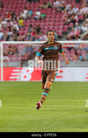 Cologne, Germany. 02nd Aug, 2015. Pre Season Tournament. Colonial Cup. FC Porto versus Stoke City. Porto midfielder, Evandro. Credit:  Action Plus Sports/Alamy Live News Stock Photo