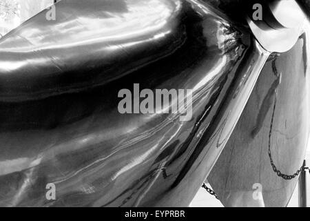 detail of large bronze propeller on display in san francisco brian mcguire Stock Photo