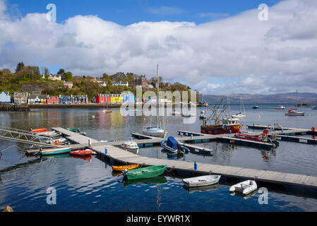 Tobermory harbour, Isle of Mull, Inner Hebrides, Argyll and Bute, Scotland, United Kingdom, Europe Stock Photo