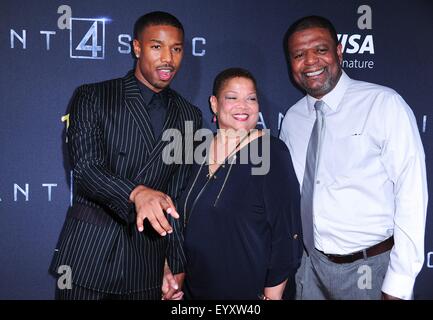 Michael b jordan and his parents hi-res stock photography and images - Alamy
