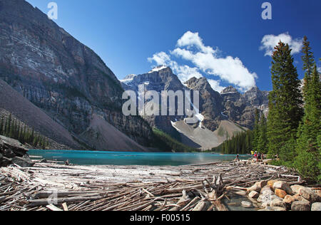 Moraine Lake near Lake Louise, Canada, Alberta, Banff National Park Stock Photo