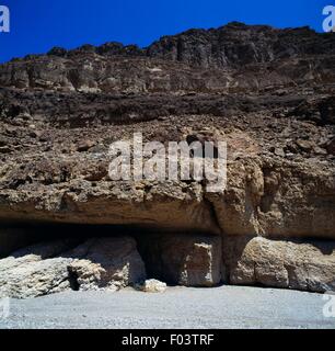 The Wadi Ardon, the ancient road used by the Nabateans to the spice ...