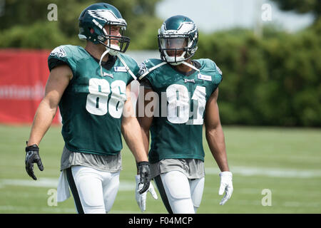 Zach Ertz Philadelphia Eagles #86 Youth 8-20 Home India