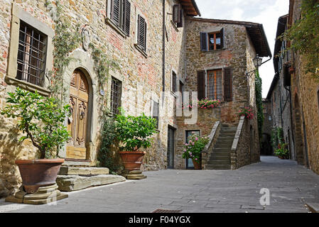 Alley in Volpaia, Radda in Chianti, Province of Siena, Tuscany, Italy Stock Photo