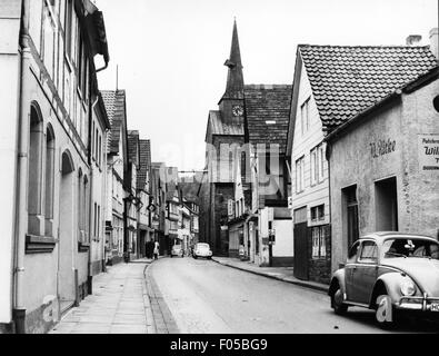 geography / travel, Germany, Bodenwerder, streets, Corvinusgang with parish church Saint Nikolai, view, 23.9.1972, Additional-Rights-Clearences-Not Available Stock Photo