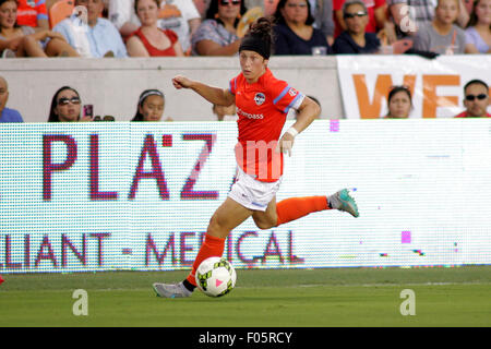 Houston, TX, USA. 07th Aug, 2015. Houston Dash defender Ella Masar #30 plays the ball forward along the far sideline during the NWSL women's soccer match between the Houston Dash and Sky Blue FC from BBVA Compass Stadium in Houston, TX. Credit:  csm/Alamy Live News Stock Photo