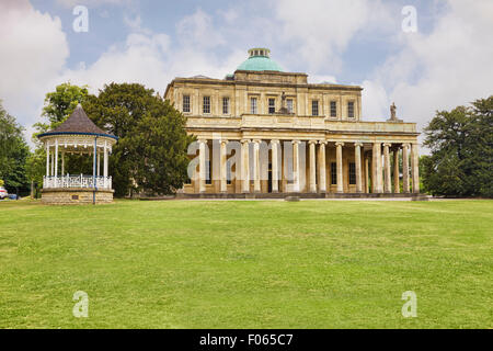 Pittville Pump Room, Cheltenham, Gloucestershire, England Stock Photo
