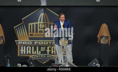 August 8th, 2015: Charles Haley during the 2015 Pro Football Hall of Fame  Enshrinement in Canton, OH. Jason Pohuski/CSM Stock Photo - Alamy