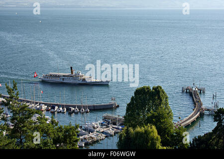 France, Haute Savoie, Thonon les Bains, the Leman lake and harbour. Stock Photo