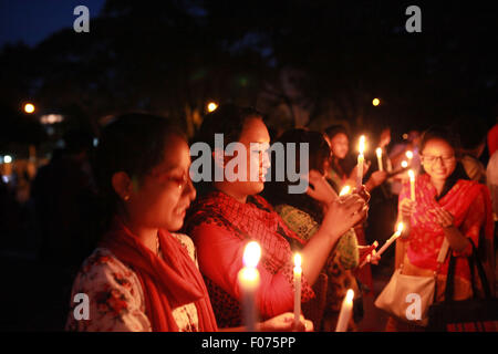 Dhaka, Bangladesh. 8th August, 2015. Indigenous People of Bangladesh celebrate the International Day of the World's Indigenous People 2015 by Lighting thousand candles at the Central Shahid Minar  in Dhaka on August 8, 2015.  This year United Ntions make slogan for ths day is 'Ensuring indigenous peoples' health and well-being'. Credit:  zakir hossain chowdhury zakir/Alamy Live News Stock Photo