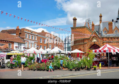 Outdoor stalls on Market Day, Market Place, Wokingham, Berkshire, England, United Kingdom Stock Photo
