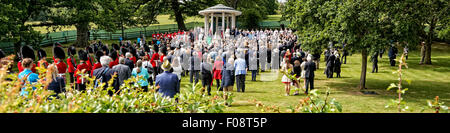 On the 800th anniversary of Magna Carta ABA President Hubbard rededicates the Runnymede Memorial with Princess Anne in England Stock Photo