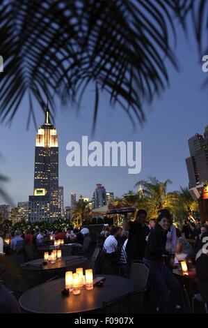 Rooftop Bar at 230 Fifth Avenue in New York, USA Stock Photo