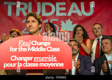 Montreal, Canada. 10th Aug, 2015. Canadian Liberal candidate Justin Trudeau speaks to supporters at a meeting at concert venue L'Astral on August 10th, 2015, Montreal, Canada. Credit:  Marc Bruxelle/Alamy Live News Stock Photo