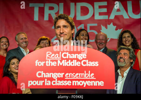 Montreal, Canada. 10th Aug, 2015. Canadian Liberal candidate Justin Trudeau speaks to supporters at a meeting at concert venue L'Astral on August 10th, 2015, Montreal, Canada. Credit:  Marc Bruxelle/Alamy Live News Stock Photo