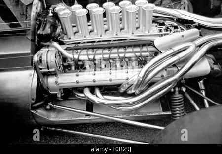 Ferrari 312 V12 engine Stock Photo - Alamy