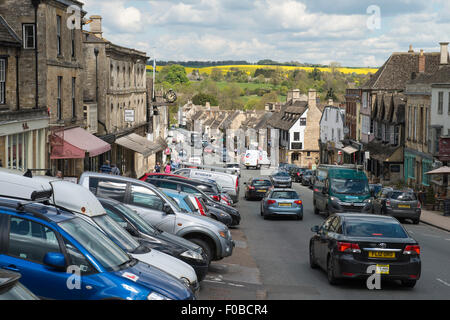 Traffic on High Street Burford Cotswolds Oxfordshire England Uk Europe Stock Photo