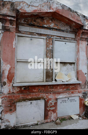 Family Graves - Vandalism has been cited as the reason for restricting unattended tours of St. Louis Cemetery, New Orleans. Stock Photo