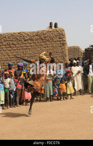 BAMAKO, MALI - OCTOBER 4, 2008:  Religious ceremony of the tribe of bambara. in Mali on october 4, 2008, Bamako, Mali Stock Photo