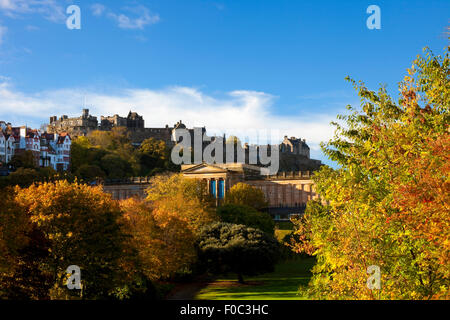 Edinburgh Autumn, looking through East Princes Street Gardens towards the castle, Edinburgh, Lothian, Scotland, UK. Stock Photo