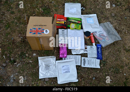 24 Hour ration pack contents with union Jack flag showing use of british army. Stock Photo
