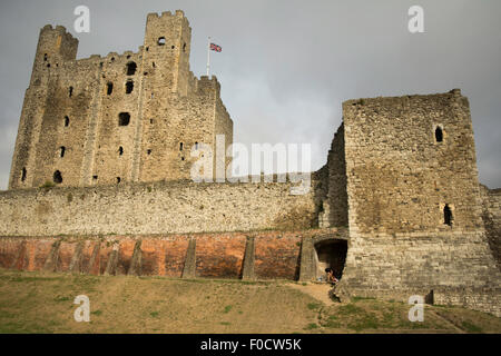 A couple sleeping in the walls of Rochester Castle in Kent, England, UK Stock Photo