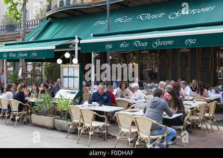 Les Deux Garcons on the Cours Mirabeau in Aix-en-Provence, France. A famous cafe visited often by the painter Cezanne. Stock Photo