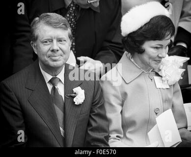 Georgia state senator and governor elect Jimmy Carter at his 1971 gubernatorial inauguration. Carter succeeded segregationist Lester Maddox as Georgia governor. Carter is seated with his wife Rosalyn and daughter Amy. 1st Jan, 2015. © Ken Hawkins/ZUMA Wire/Alamy Live News Stock Photo