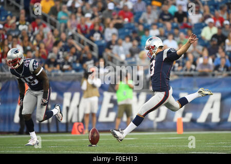 Foxborough, Massachusetts, USA. 13th August, 2015. New England Patriots kicker Stephen Gostkowski (3) makes the opening kick off at the NFL pre-season game between the Green Bay Packers and the New England Patriots held at Gillette Stadium in Foxborough Massachusetts. The Packers defeated the Patriots 22-11 in regulation time. Eric Canha/CSM/Alamy Live News Stock Photo