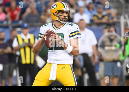 Foxborough, Massachusetts, USA. 13th August, 2015. Green Bay Packers quarterback Aaron Rodgers (12) looks for an open receiver during an NFL pre-season game between the Green Bay Packers and the New England Patriots held at Gillette Stadium in Foxborough Massachusetts. The Packers defeated the Patriots 22-11 in regulation time. Eric Canha/CSM/Alamy Live News Stock Photo