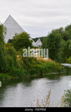 Oasis Swimming Pool Bedford Stock Photo: 2641293 - Alamy