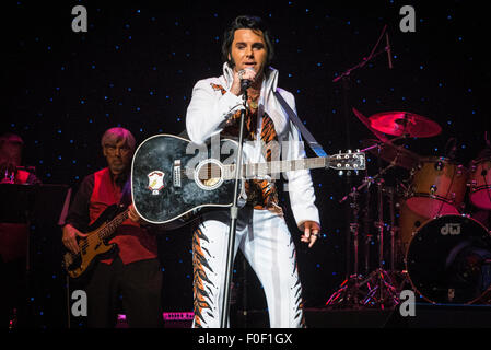 Memphis, Tennessee, USA. 12th Aug, 2015. Johnny lee Memphis from Scotland at The 2015 Ultimate Elvis Tribute Artist Contest August 11 - 12 -13 2015 Orpheum Theatre, Memphis Tennessee Credit:  Catherine Brown/Alamy Live News Stock Photo