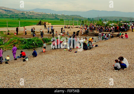 Kosovan refugees at camp Strankovic  Macedonia 1999 Stock Photo