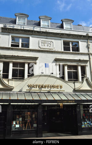 Waterstone's book shop, former site of Collins Music Hall 1862-1958, Islington Green, London, England, UK Stock Photo