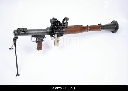 Rpg 7l rocket-propelled anti-tank grenade launcher, RPG-7 is isolated on white ...
