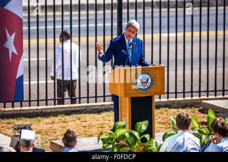 (150814) -- HAVANA, Aug. 14, 2015 (Xinhua) -- U.S. Secretary of State John Kerry (C) speaks during the flag raising ceremony at the U.S. Embassy in Havana, Cuba, on Aug. 14, 2015. Kerry chaired here on Friday the formal ceremony of raising the American flag in the recently reopened U.S. embassy in Cuba, after 54 years of animosity between the two neighbors.  (Xinhua/Liu Bin) Stock Photo