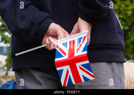 Whitehall, London, August 15th 2015. As Britain marks the 70th anniversary of victory against Japan in the Second World War, Hundreds of veterans from the campaign in South East Asia parade along Whitehall, past the Cenotaph. Credit:  Paul Davey/Alamy Live News Stock Photo