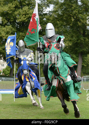 The Knights of the Damned medieval jousting team at Shrewsbury Flower Show. Credit:  David Bagnall Stock Photo