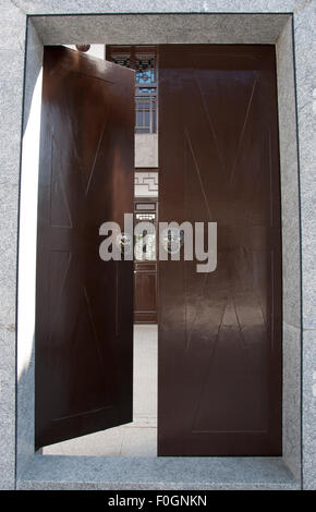 house door in china Stock Photo
