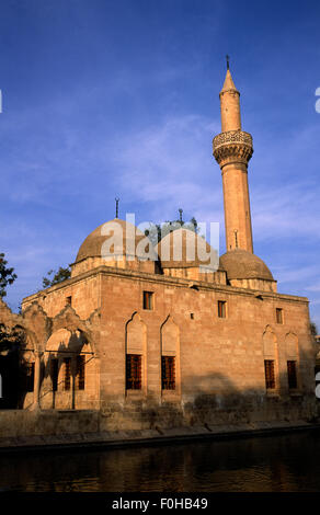 Turkey, South Eastern Anatolia, Sanliurfa (Urfa), mosque Stock Photo