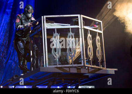 Tinley Park, Illinois, USA. 15th Aug, 2015. SID WILSON of Slipknot performs live on the 'Summer's Last Stand' tour at the Hollywood Casino Amphitheatre in Tinley Park, Illinois Credit:  Daniel DeSlover/ZUMA Wire/Alamy Live News Stock Photo