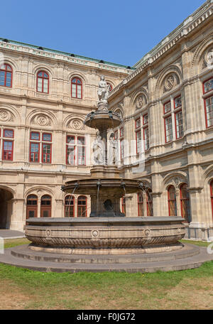 Fountain of Vienna State Opera (Wiener Staatsoper, circa 1869) in Vienna, Austria Stock Photo