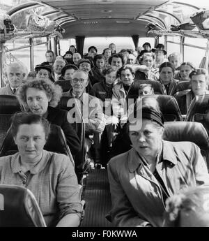 postwar period, refugees, resettlers from the former German eastern territories on their way from the GDR to West Germany, Berlin, 28.5.1956, Additional-Rights-Clearences-Not Available Stock Photo